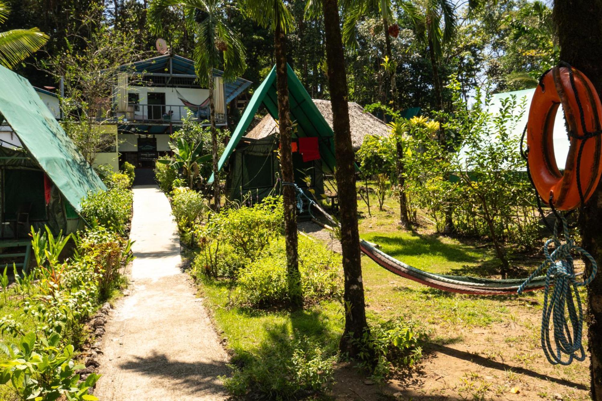 Corcovado Adventures Hostel Drakes Bay Exterior foto